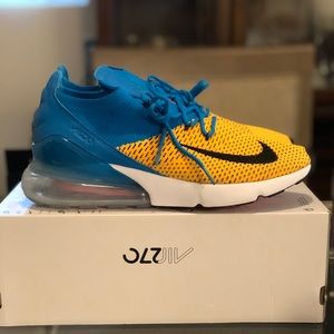 Sold !!!!! Nike Air Max 270 Flyknit